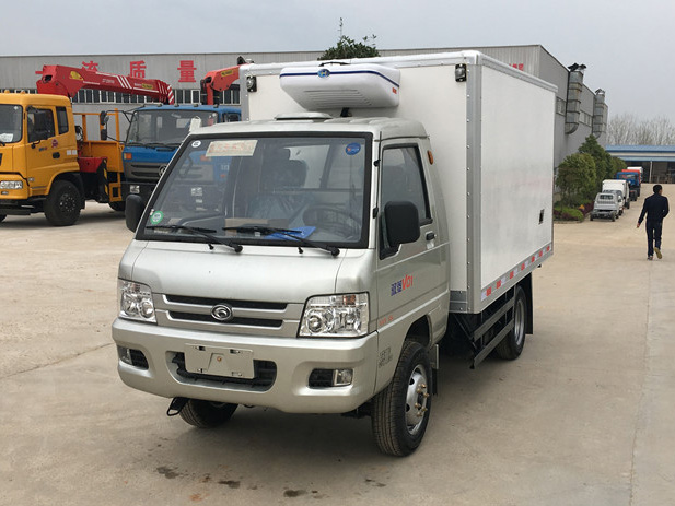 福田馭菱後雙輪 2.9米冷藏車