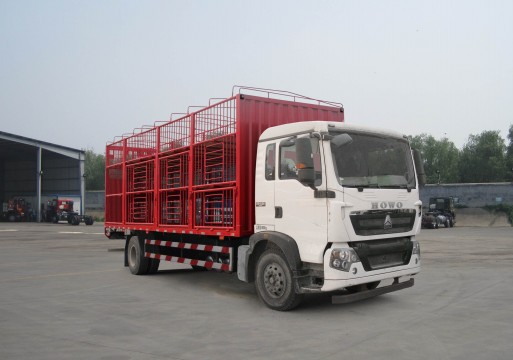 豪沃牌ZZ5187CCQK501GE1型畜禽運輸車